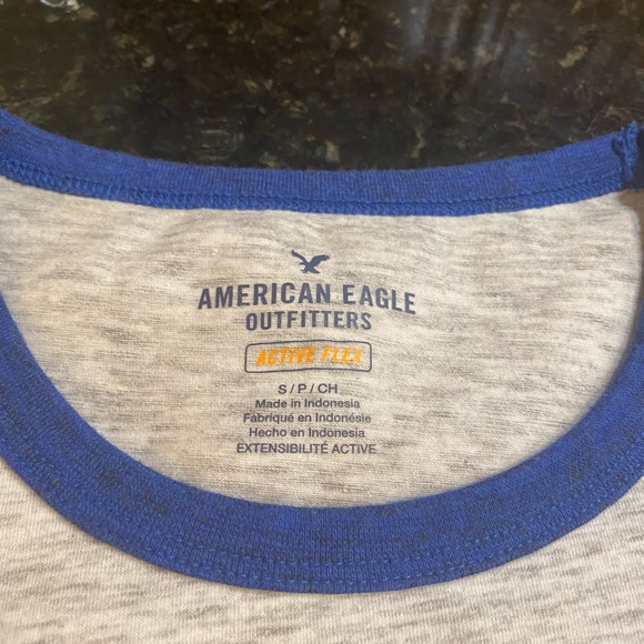 American‎ eagle outfitters grey and blue active fit t-shirt men’s small - Picture 3 of 7